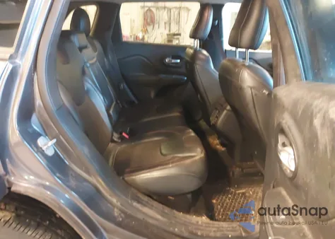 2015 Jeep Cherokee Trailhawk z USA, uszkodzony, nr VIN 1C4PJMBS5FW785882